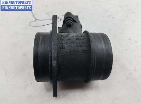 купить Расходомер (измеритель потока воздуха) на Skoda Octavia mk1 (A4 1U) 1996-2010