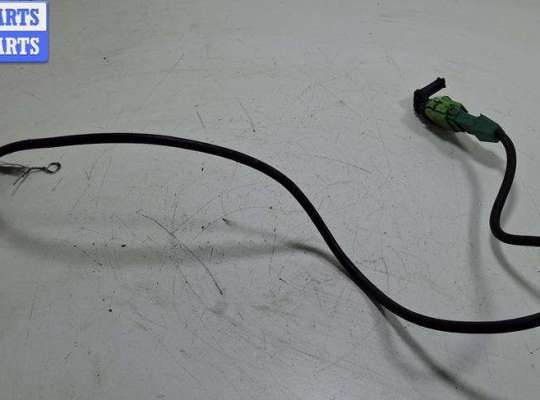 купить Датчик детонации на Volkswagen Passat B5+ (GP)