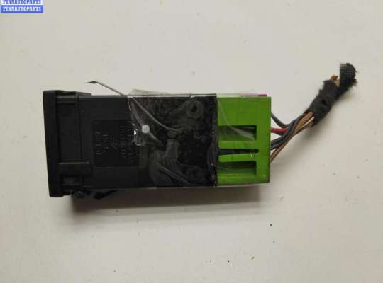 купить Кнопка обогрева сидений на Seat Alhambra (2000-2010)