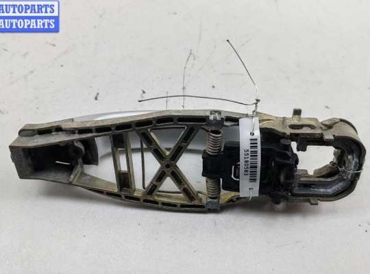 купить Ручка двери наружная задняя левая на Volkswagen Touran