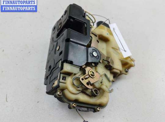 Замок боковой двери на Volkswagen Passat B5+ (3B, GP)