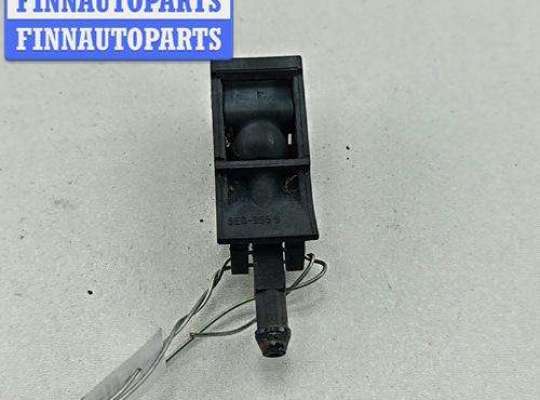 купить Форсунка омывателя на Volkswagen Passat B5