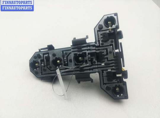 купить Плата фонаря заднего правого на Volkswagen Golf-4