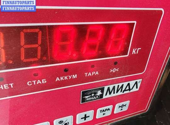 купить Молдинг стекла двери передней левой наружный на Audi A4 B6 (2001-2004)