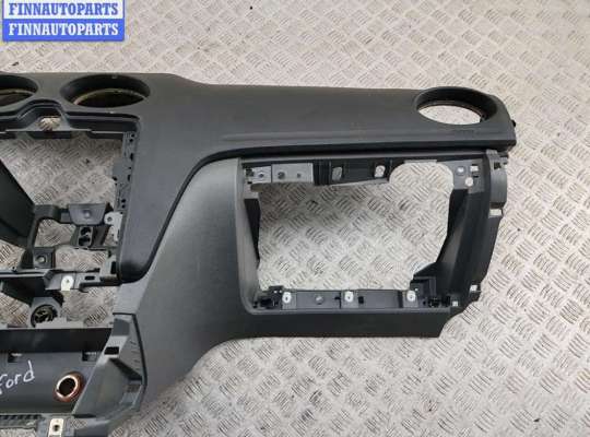 Панель передняя салона (Торпедо) на Ford Focus II