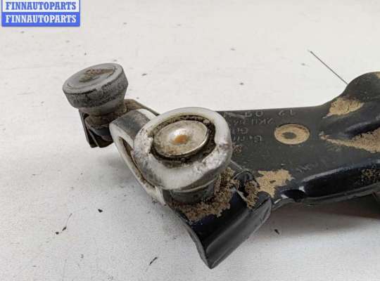 купить Ролик двери сдвижной на Volkswagen Caddy (2004-2010)