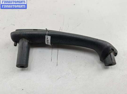 купить Ручка двери внутренняя задняя правая на Volkswagen Passat B5