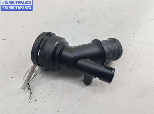 купить Фланец (тройник) системы охлаждения на Volkswagen Golf-4