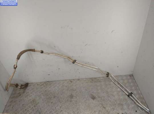 купить Трубка охлаждающей жидкости металлическая на Volkswagen Transporter T5