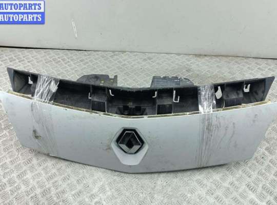 купить Решетка радиатора на Renault Kangoo II (2007-2021)