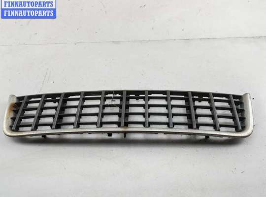 купить Решётка (заглушка) в бампер на Audi A4 B6 (2001-2004)