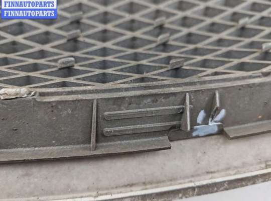 купить Решетка радиатора на Ford Mondeo III (2000-2007)