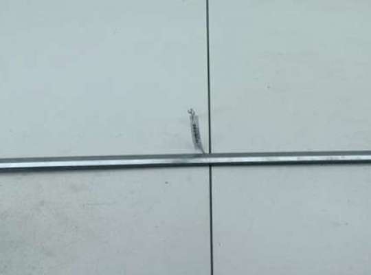 Молдинг двери передней левой VG2576946 на Volkswagen Passat B6