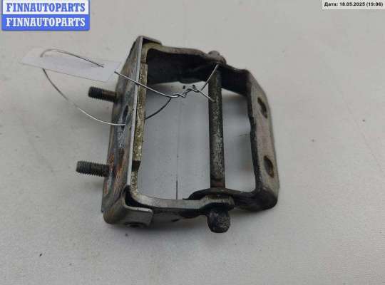 купить Петля крышки (двери) багажника на Ford Focus I (1998-2005)