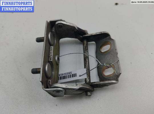купить Петля крышки (двери) багажника на Ford Focus I (1998-2005)