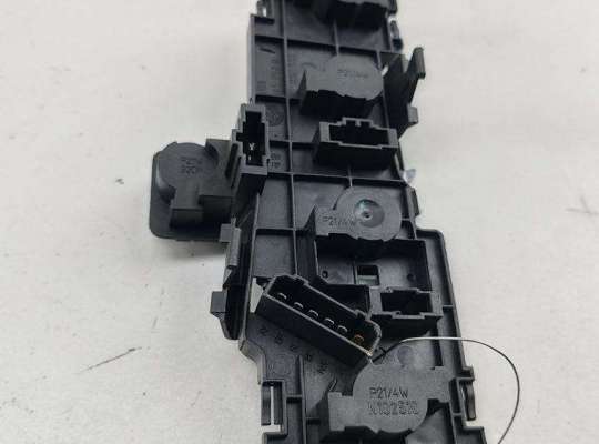 купить Плата фонаря заднего левого на Volkswagen Passat B5+ (GP)