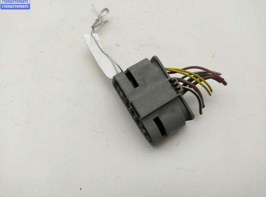 купить Разъем (фишка) проводки на Mercedes E-Class W212 (2009-2016)