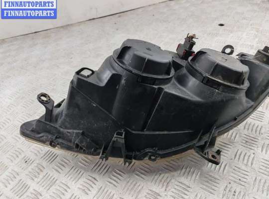 купить Фара правая на Peugeot 307