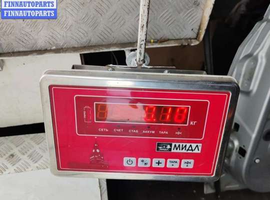 купить Молдинг двери передней левой на Volkswagen Passat B5+ (GP)