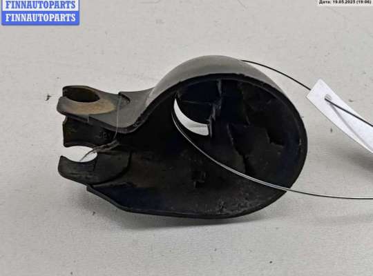 купить Крышка поводка стеклоочистителя на Skoda Roomster