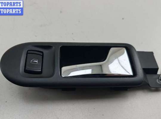 купить Ручка двери внутренняя передняя правая на Volkswagen Passat B5+ (GP)