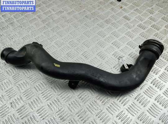 купить Патрубок интеркулера на Volkswagen Golf-5