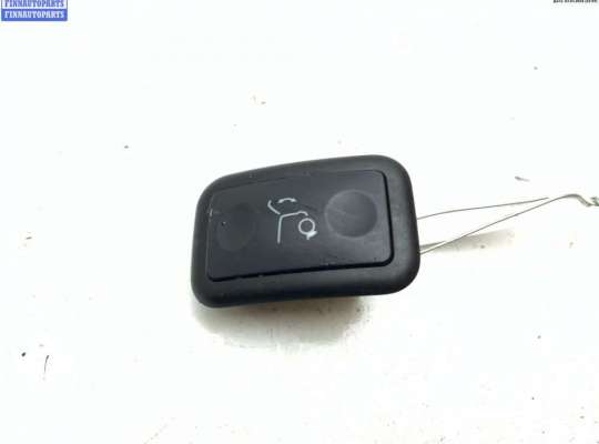 купить Кнопка открывания багажника на Mercedes W204 (C)