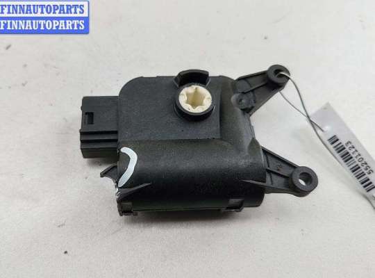 купить Моторчик заслонки отопителя на Volkswagen Passat B7