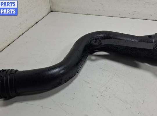 купить Патрубок на Volkswagen Touran