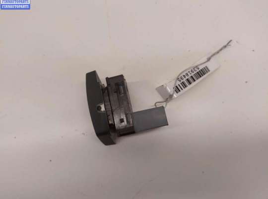 Кнопка стеклоподъемника заднего левого SK517510 на Skoda Octavia mk2 (A5 1Z) 2004-2013