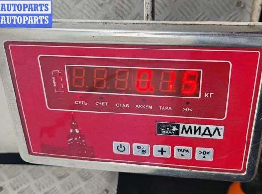 купить Молдинг двери передней правой на Volkswagen Bora