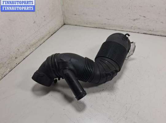 купить Патрубок турбины на Volkswagen Passat B6