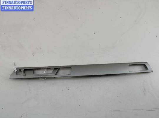 купить Накладка декоративная на торпедо на BMW 3 E90/E91/E92/E93 (2005-2013)