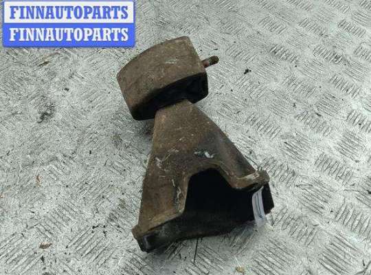 купить Кронштейн КПП опорный на Volkswagen Passat B5+ (GP)