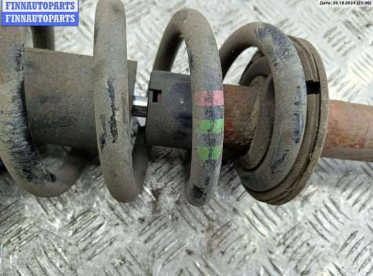 купить Стойка подвески передняя правая на Audi A4 B6 (2001-2004)