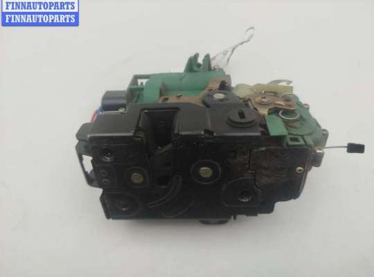 купить Замок двери задней правой на Volkswagen Passat B5+ (GP)