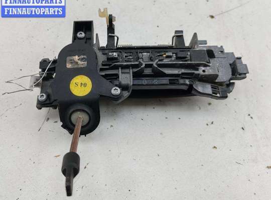 купить Ручка двери наружная передняя левая на Audi A4 B6 (2001-2004)