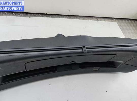 купить Обшивка крышки багажника на Audi Q7 4L (2005-2015)