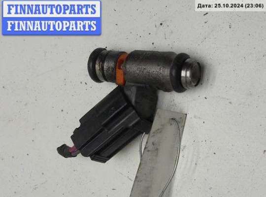 Форсунка топливная на Volkswagen Golf IV (1J)