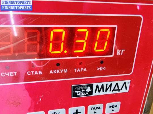 купить Петля двери передней правой на Volkswagen Passat B5