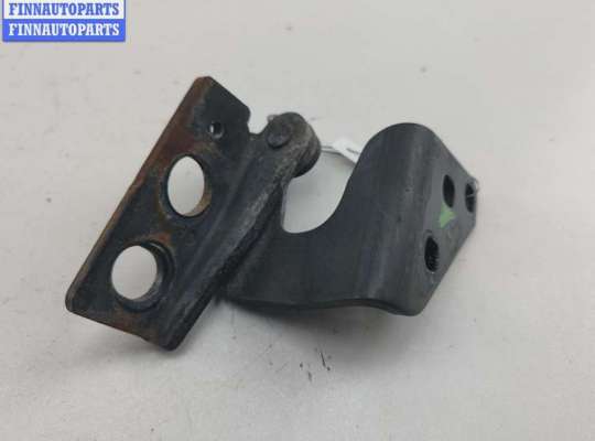 Петля крышки багажника