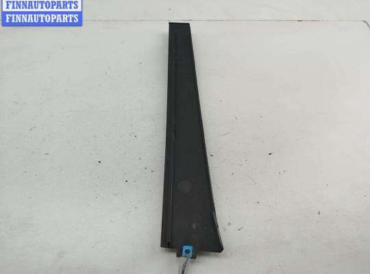 купить Накладка двери задней левой на Volkswagen Passat B5