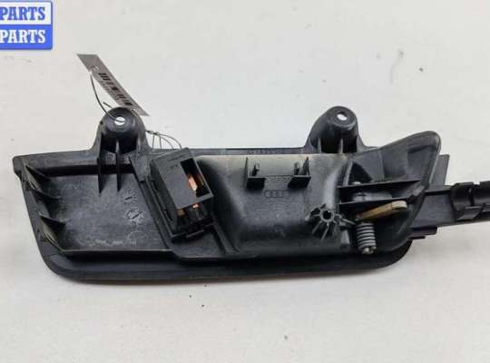 купить Ручка двери внутренняя передняя левая на Audi A4 B6 (2001-2004)