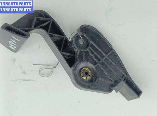 купить Ручка открывания капота на Audi A4 B6 (2001-2004)