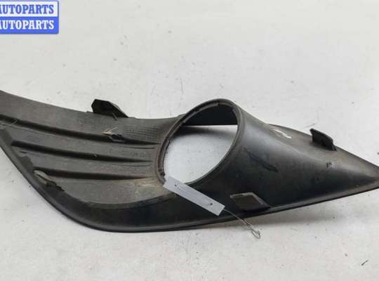 купить Рамка фары противотуманной правой на Ford Focus II (2004-2011)