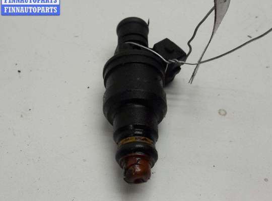 купить Форсунка топливная на Volkswagen Passat B5