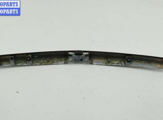 купить Молдинг крышки (двери) багажника на Opel Astra H (2004-2009)