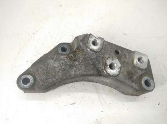 Кронштейн КПП опорный AU665249 на Audi A3 8P (2003-2012)