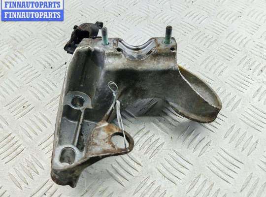 купить Крепление втулки стабилизатора переднего на Audi A4 B5 (1994-2001)