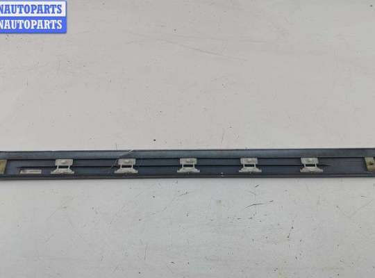 Молдинг на Opel Omega B